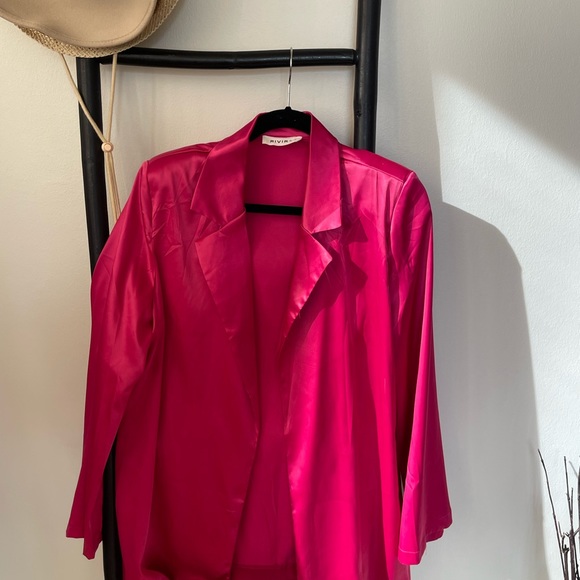 NWT 3 pc Pink Silk Set - Picture 3 of 7